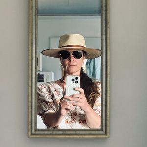 Meet your Posher, Allison